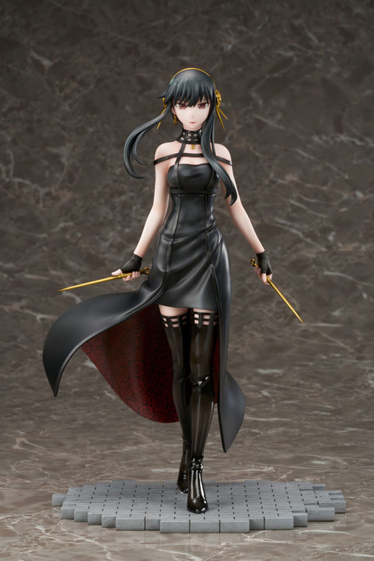 ヨル・フォージャー 1/7スケールフィギュア