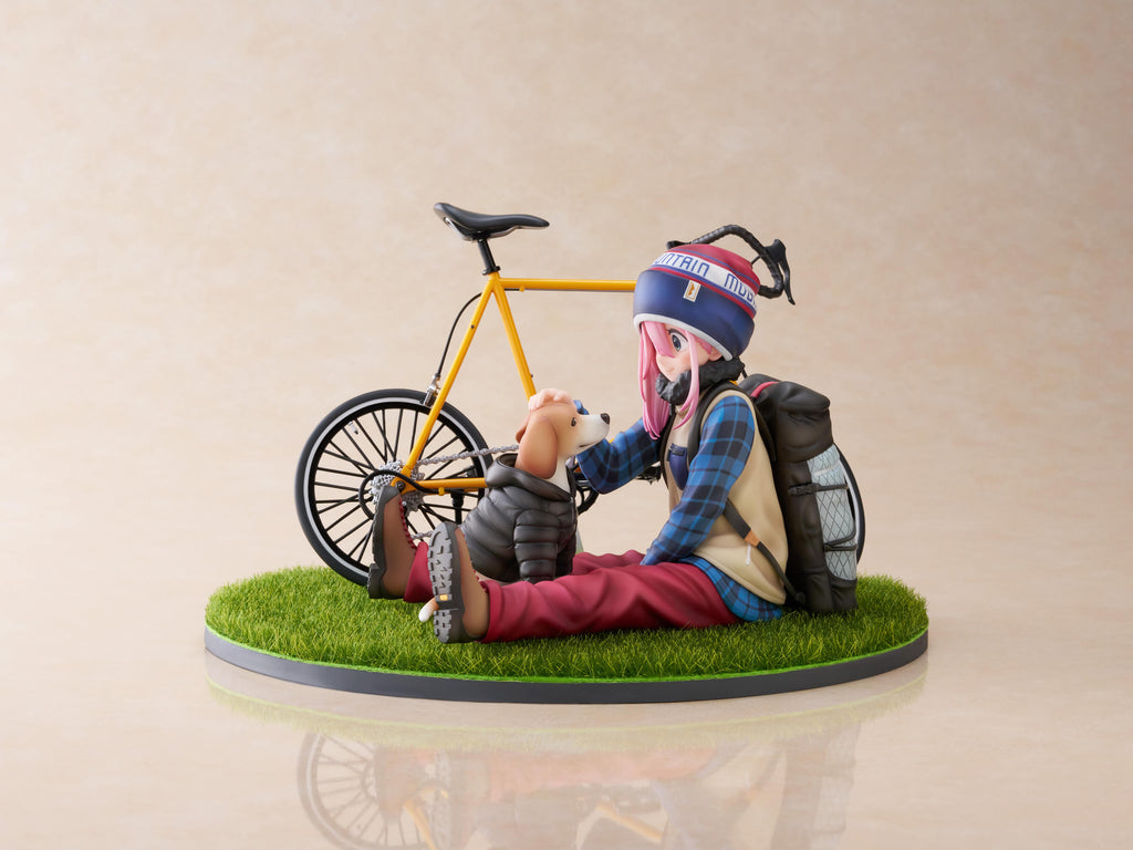 フェネクスの「ゆるキャン△」各務原なでしこのフィギュア,laid back camp Kagamihara Nadeshiko figure from FNEX