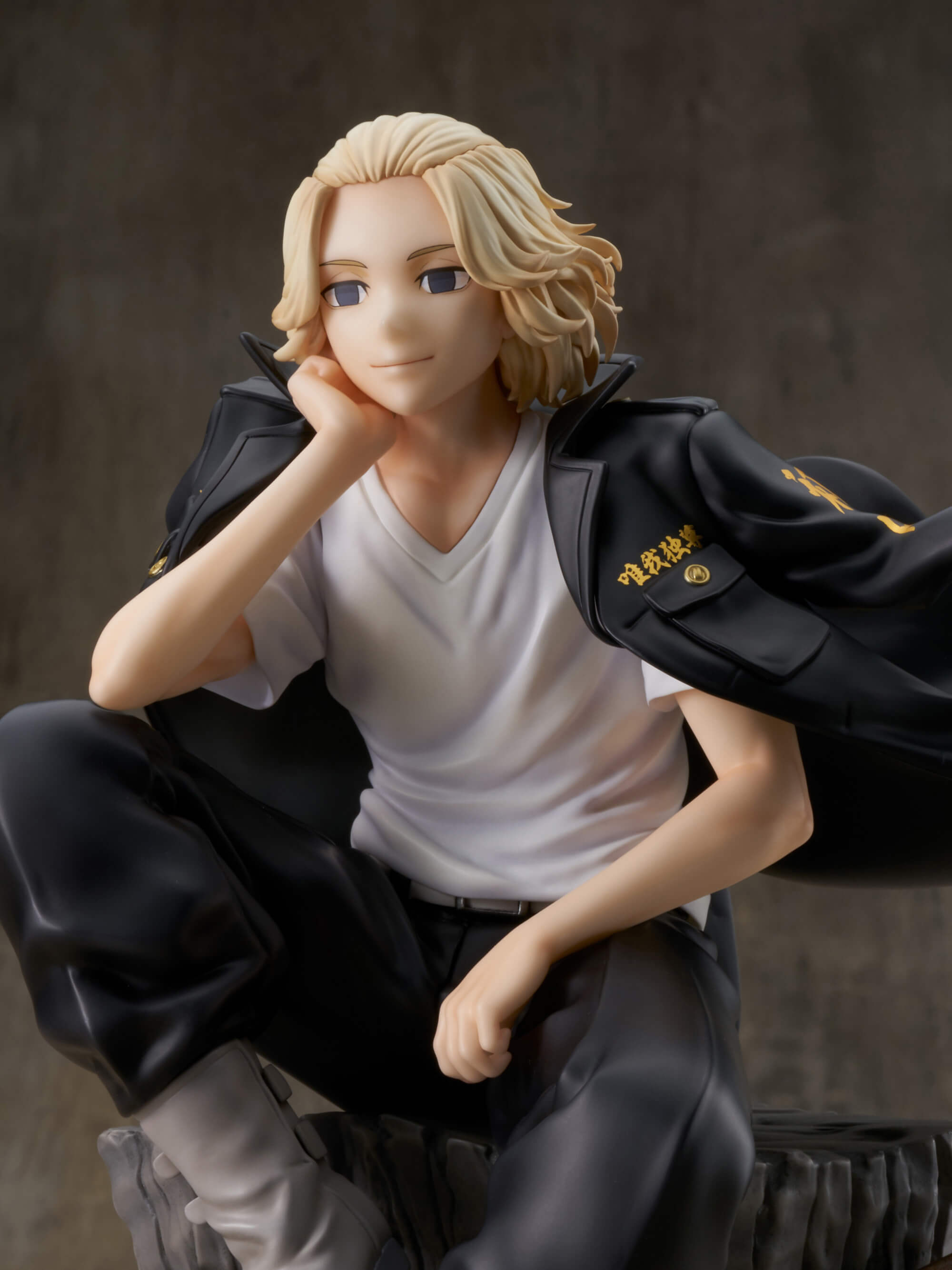 佐野万次郎 1/7スケールフィギュア – フィギュア通販はFURYU