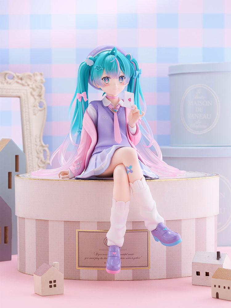 テニトルの「初音ミク」のBIGぬーどるストッパーフィギュア,Hatsune Miku BIG Noodle Stopper Figure from Tenitol