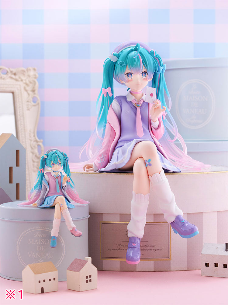 テニトルの「初音ミク」のBIGぬーどるストッパーフィギュア,Hatsune Miku BIG Noodle Stopper Figure from Tenitol