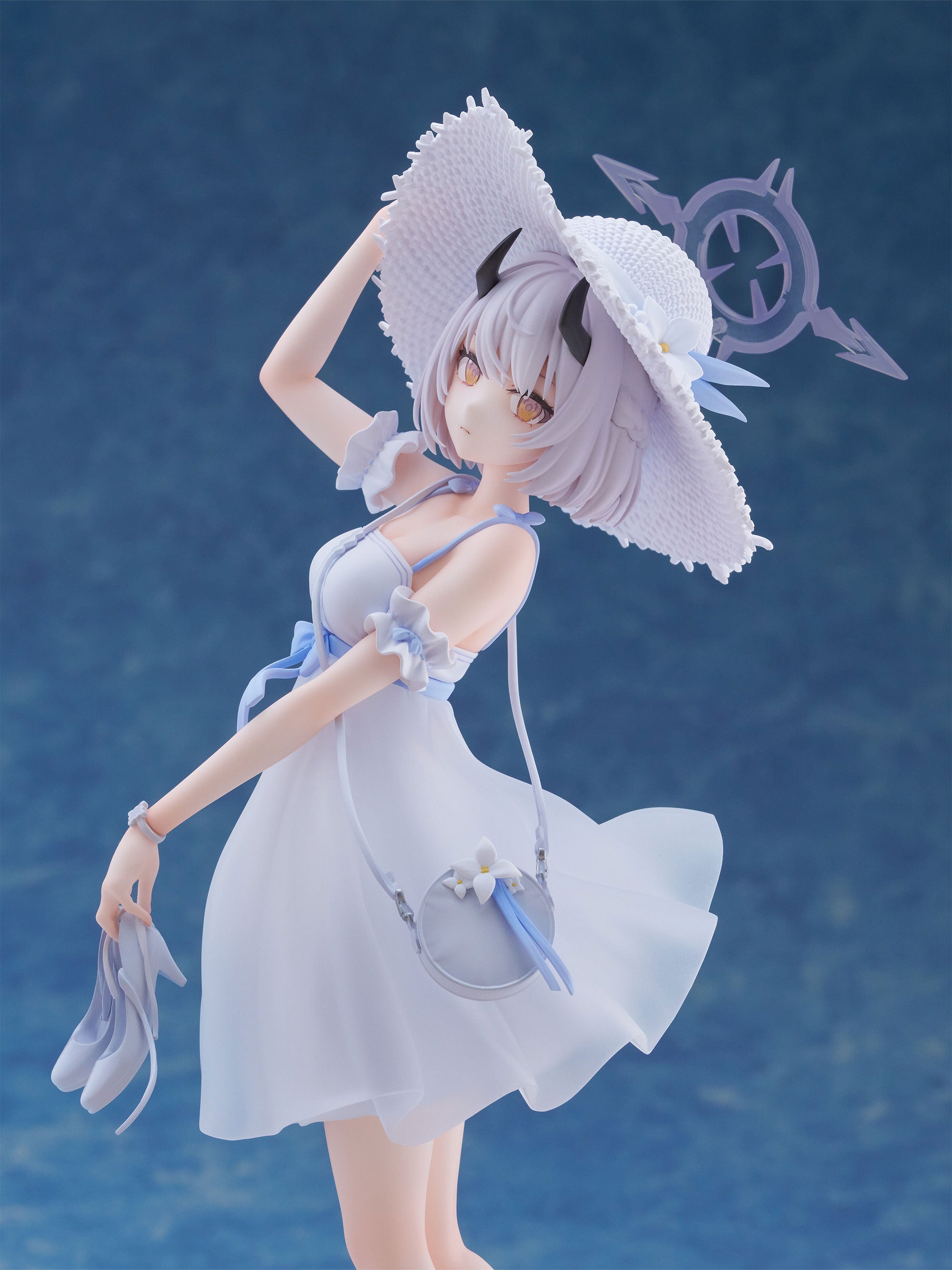 セナ(私服) 1/7スケールフィギュア｜ブルーアーカイブ – フィギュア