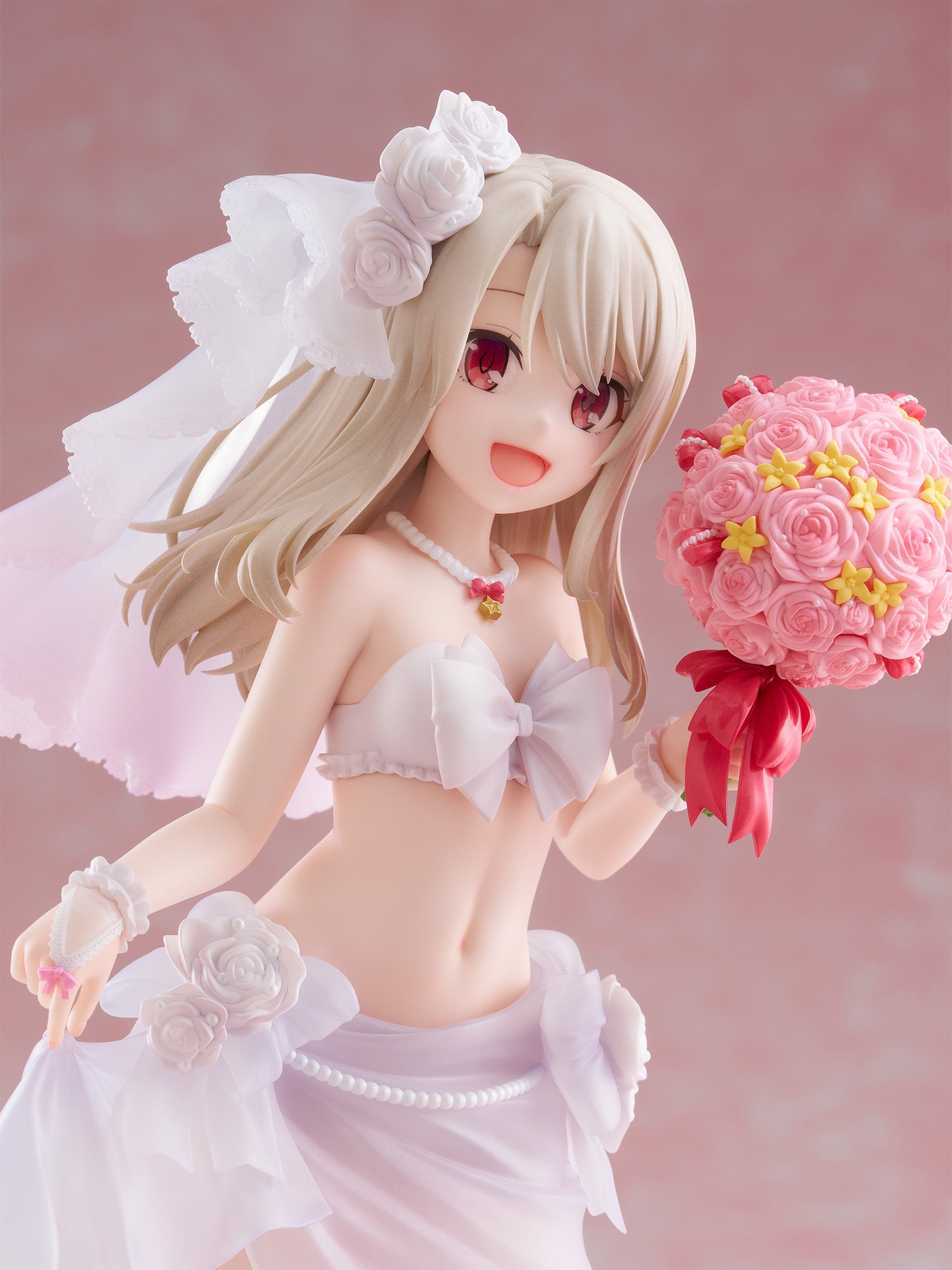 イリヤスフィール・フォン・アインツベルン ウエディング水着ver. 1/7