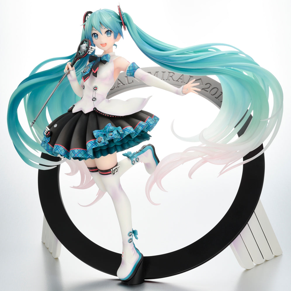 初音ミク「マジカルミライ 2017」Ver. 1/7スケールフィギュア